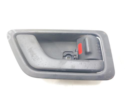 Højre bagtil invendig håndtag HYUNDAI GETZ (TB) 1.1 (67 hp) 15527616
