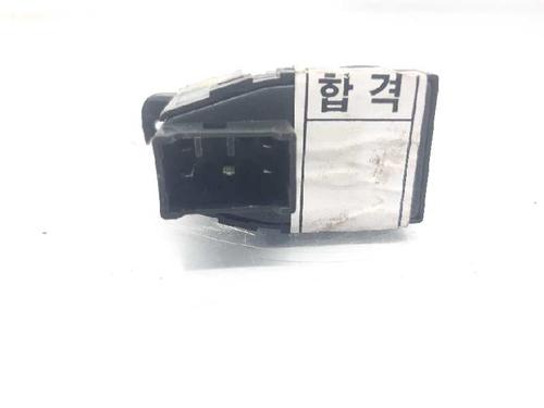 Right front window switch HYUNDAI SANTA FÉ I (SM) 2.0 CRDi 4x4 | BP12399433I26 