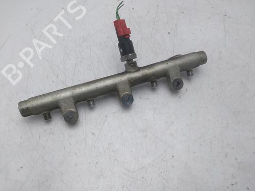 Injection rail CITROËN C5 I (DC_) 2.0 HDi (DCRHZB, DCRHZE) | BP38743826M98 - Image 4