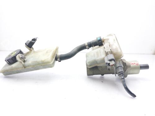 Brake master cylinder FORD FOCUS II (DA_, HCP, DP) 1.6 TDCi | BP11690848M77 