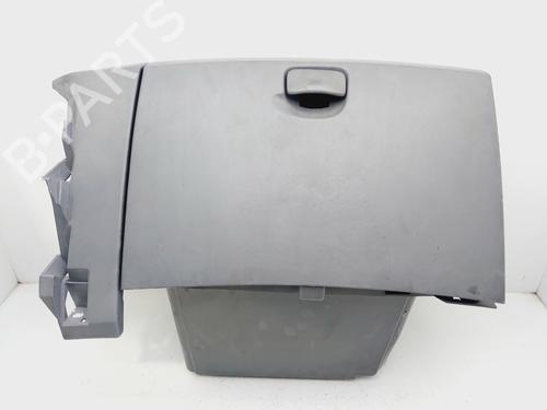 Used Glove box RENAULT GRAND SCÉNIC II (JM0/1_) 1.5 dCi (JM1E) (106 hp) 30476640