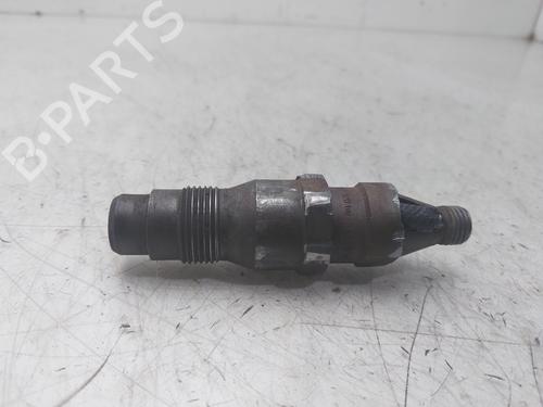 Used Injector CITROËN SAXO (S0, S1) 1.5 D (57 hp) 31694569