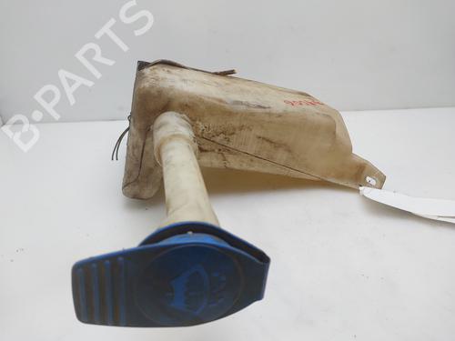 Used Windscreen washer tank VW TRANSPORTER T4 Van (70A, 70H, 7DA, 7DH) 1.9 TD (68 hp) 17906926