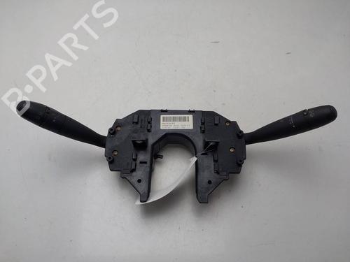Commandes au volant Commandes au volant 38559172 38559172
