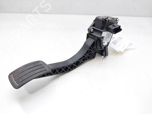 Pedal PEUGEOT 3008 II SUV (MC_, MR_, MJ_, M4_) [2016-2025]  13876072