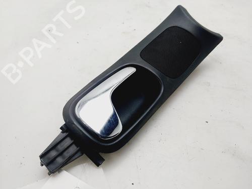 front-right-interior-door-handle-audi-a4-b5-8d2-1994-1995-1996-1997-1998-1999-2000-2001-32071633 main image
