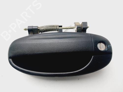 Venstre fortil udvendigt håndtag CHEVROLET AVEO / KALOS Hatchback (T200) 1.4 16V (94 hp) 32177165