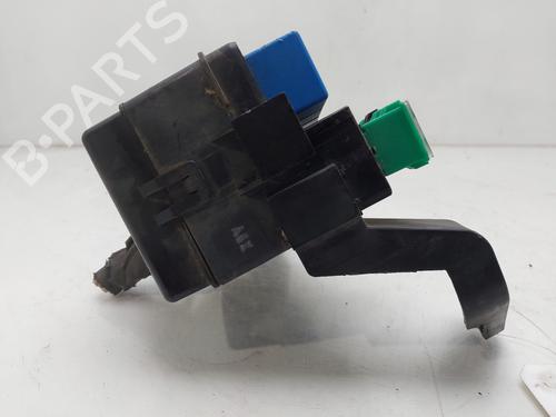 Fuse box HYUNDAI SANTA FÉ II (CM) 2.2 CRDi GLS | BP8123429E1 