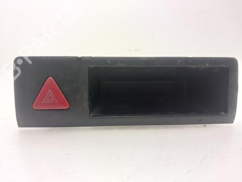 warning-switch-vw-transporter-t5-van-7ha-7hh-7ea-7eh-2003-31876952 main image