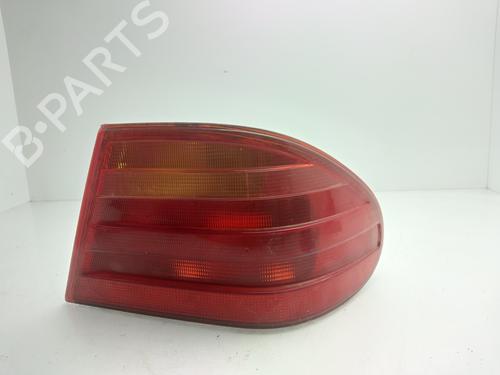 Used Right taillight Right taillight MERCEDES-BENZ E-CLASS (W210) E 290 Turbo-D (210.017) (129 hp) 33243067 33243067