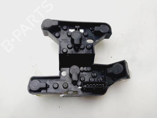 Lamp holder TOYOTA AVENSIS Saloon (_T25_) 2.0 D-4D (ADT250_, ADT250R) | BP32288855L10