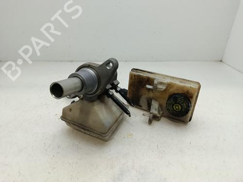brake-master-cylinder-peugeot-5008-0u_-0e_-2009-2010-2011-2012-2013-2014-2015-2016-2017-31828314 main image