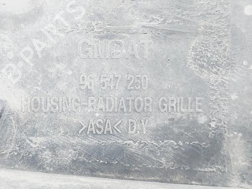 Grille CHEVROLET NUBIRA Estate 1.8 | BP30922289C40