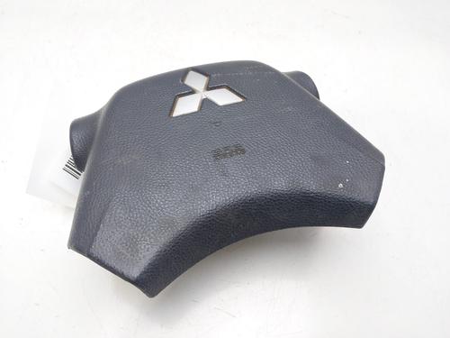 Used Driver airbag MITSUBISHI GRANDIS (NA_W) 2.0 DI-D (NA8W) (136 hp) 13884373