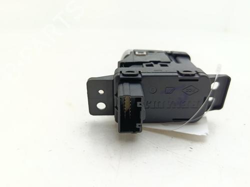 Hand brake RENAULT MEGANE IV Grandtour (K9A/M/N_) 1.2 TCe 100 | BP29903319I18