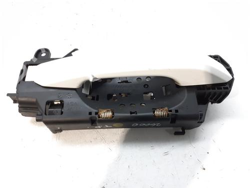 rear-right-exterior-door-handle-audi-a4-b9-8w2-8wc-20-tdi-8w02837812a-2015-9076850 main image