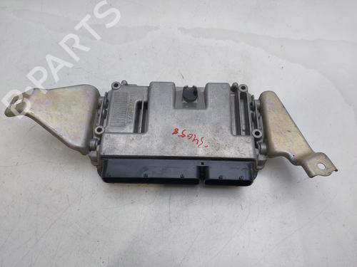Engine control unit (ECU) TOYOTA YARIS (_P13_) 1.0 (KSP130_, KSP130) | BP17243196M57 