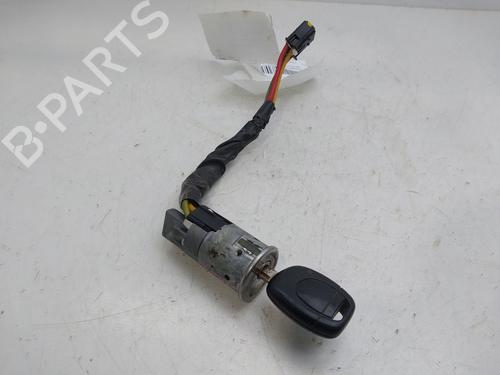 Clé de contact RENAULT CLIO II (BB_, CB_) 1.2 16V (BB05, BB0W, BB11, BB27, BB2T, BB2U, BB2V, CB05,... (75 hp) 24466004
