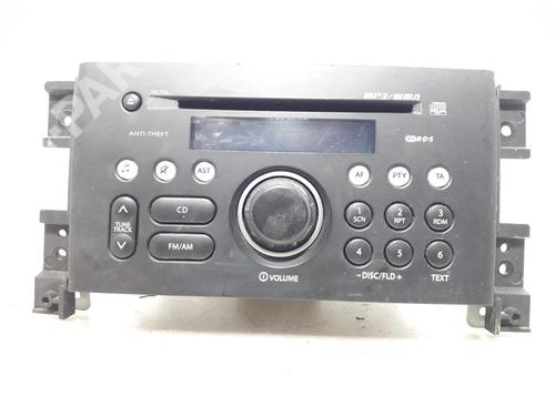 Used Radio Radio SUZUKI GRAND VITARA II (JT, TE, TD) 1.9 DDiS All-wheel Drive (JT419, TD44, JB419WD, JB419XD,... (129 hp) 8692056 8692056