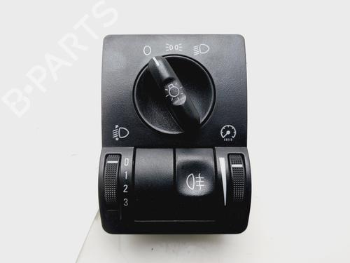 Hovedlysbryter OPEL CORSA C (X01) 1.3 CDTI (F08, F68) (70 hp) 32857740