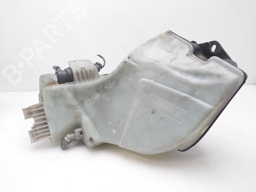 Windscreen washer tank BMW 3 (E46) 320 d | BP17221372C113 