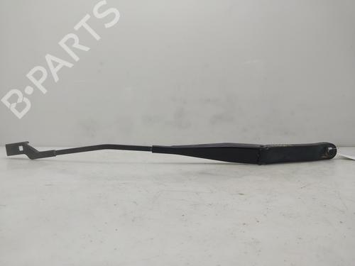 Used Front windshield wiper arm Front windshield wiper arm 38156646 38156646