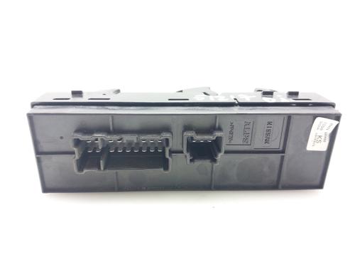 Left front window switch NISSAN JUKE (F15) 1.6 | BP16285049I27 