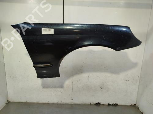 Used Right front fenders MERCEDES-BENZ C-CLASS (W203) [2000-2007]  24236951