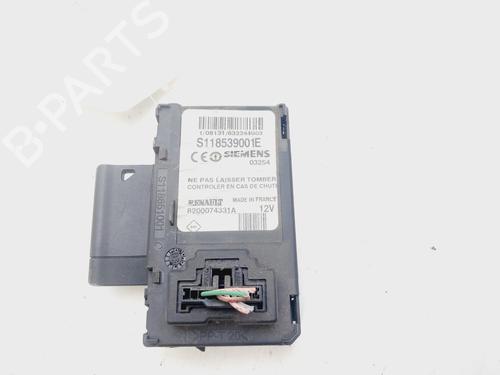 Used Ignition barrel RENAULT MEGANE II (BM0/1_, CM0/1_) 1.4 16V (BM0B, CM0B) (98 hp) 21375126