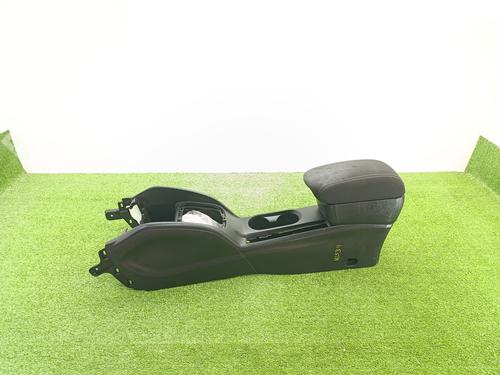 Used Armrest / Center console Armrest / Center console 36938693 36938693