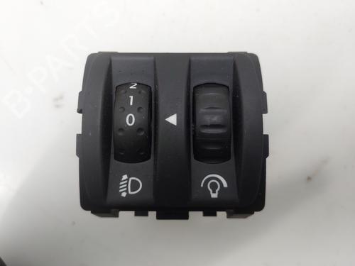 Used Headlight switch Headlight switch RENAULT MEGANE III Hatchback (BZ0/1_, B3_) 1.4 TCe (BZ0F, BZ1V) (131 hp) 36298054 36298054