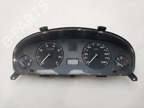 Used Instrument cluster Instrument cluster PEUGEOT 406 (8B) [1995-2005] 36049194 36049194