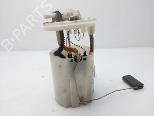 Used Fuel pump RENAULT MEGANE III Grandtour (KZ0/1) [2008-2016]  18032210