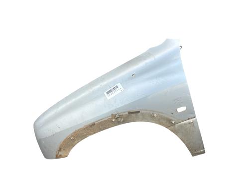 Used Left front fenders SUZUKI GRAND VITARA I (FT, HT) 2.0 HDI 110 16V 4x4 (SQ420D, TD83V, JA420WD) (109 hp) 29981990