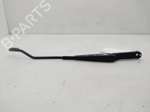Used Front windshield wiper arm SEAT IBIZA II (6K1) [1993-2002]  32436516