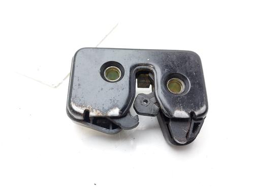 BP13023750C101 | Tailgate lock VW POLO (6N2) 1.4 BP13023750C101