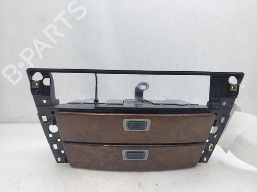 Used Glove box BMW 7 (E65, E66, E67) 730 Ld (231 hp) 21179283