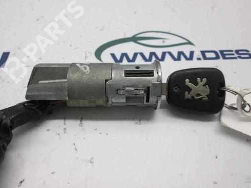 Used Ignition barrel Ignition barrel PEUGEOT 206 Hatchback (2A/C) 1.4 i (75 hp) 10240210 10240210