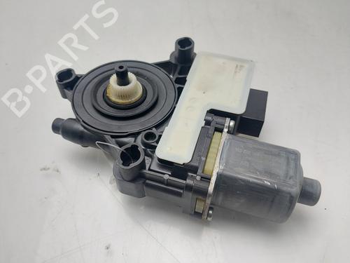 Used Right rear window motor Right rear window motor VW POLO VI (AW1, BZ1, AE1) [2017-2026] 33974756 33974756