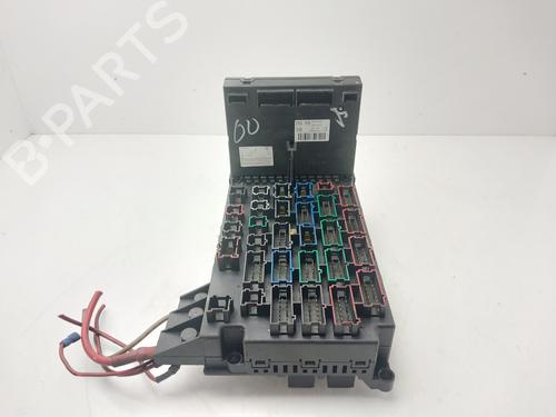 Used Fuse box MERCEDES-BENZ M-CLASS (W163) ML 270 CDI (163.113) (163 hp) 31965727