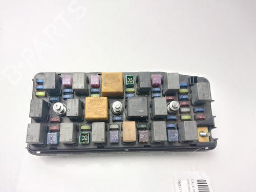Boîte à Fusibles CHEVROLET CAPTIVA (C100, C140) 2.0 D (150 hp) 31877337