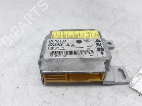 Airbag module RENAULT CLIO II (BB_, CB_) 1.2 (BB0A, BB0F, BB10, BB1K, BB28, BB2D, BB2H, CB0A,... (58 hp) 8007766