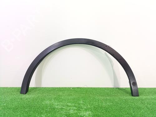 Elargisseur aile avant droit JAGUAR E-PACE (X540) 2.0 D150 AWD (150 hp) 32870999