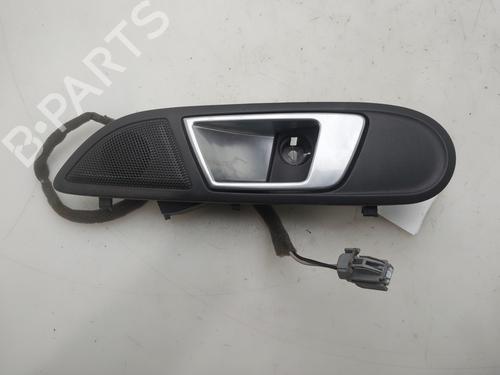 Venstre fortil invendig håndtag Venstre fortil invendig håndtag FORD FIESTA VI (CB1, CCN) 1.6 TDCi (95 hp) 37011041 37011041
