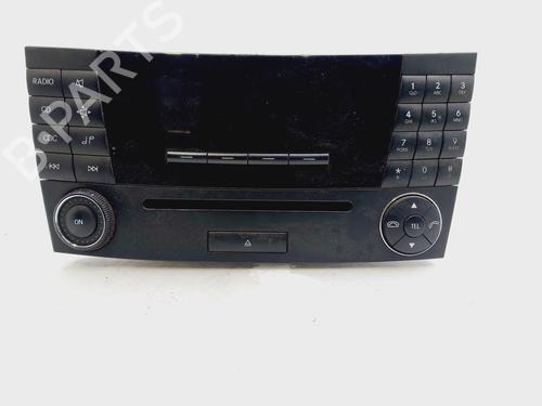 Used Radio MERCEDES-BENZ E-CLASS (W211) E 320 CDI (211.026) (204 hp) 20105104