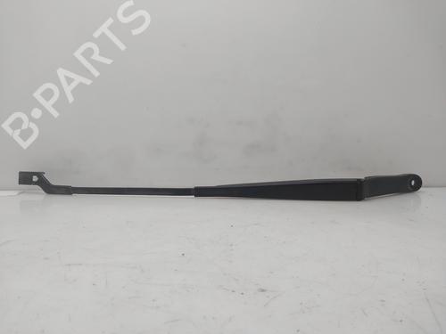 Used Front windshield wiper arm Front windshield wiper arm 37011479 37011479