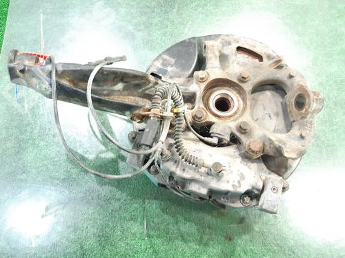 Left front steering knuckle LAND ROVER RANGE ROVER SPORT I (L320) 2.7 D 4x4 | BP9417751M25