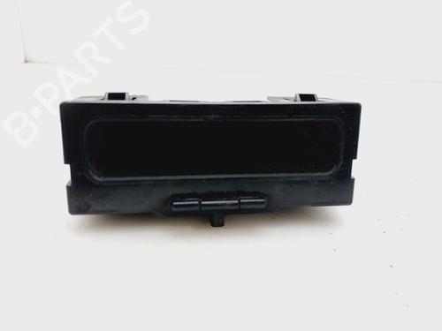 Used Display monitor RENAULT MEGANE II Saloon (LM0/1_) 1.9 dCi (LM0G, LM1G, LM2C) (120 hp) 28089664