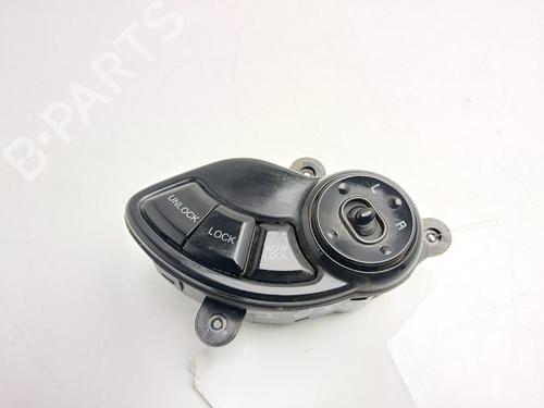 Used Mirror switch Mirror switch HYUNDAI SANTA FÉ I (SM) 2.0 CRDi 4x4 (113 hp) 33401590 33401590