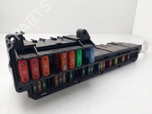 Used Fuse box Fuse box 37170556 37170556